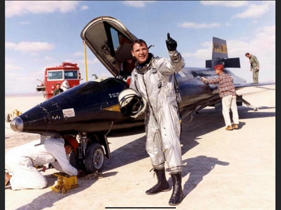 Περί Ήχου και Ταχύτητας σημαντικών ...Αεροπλανικά ομιλούντες