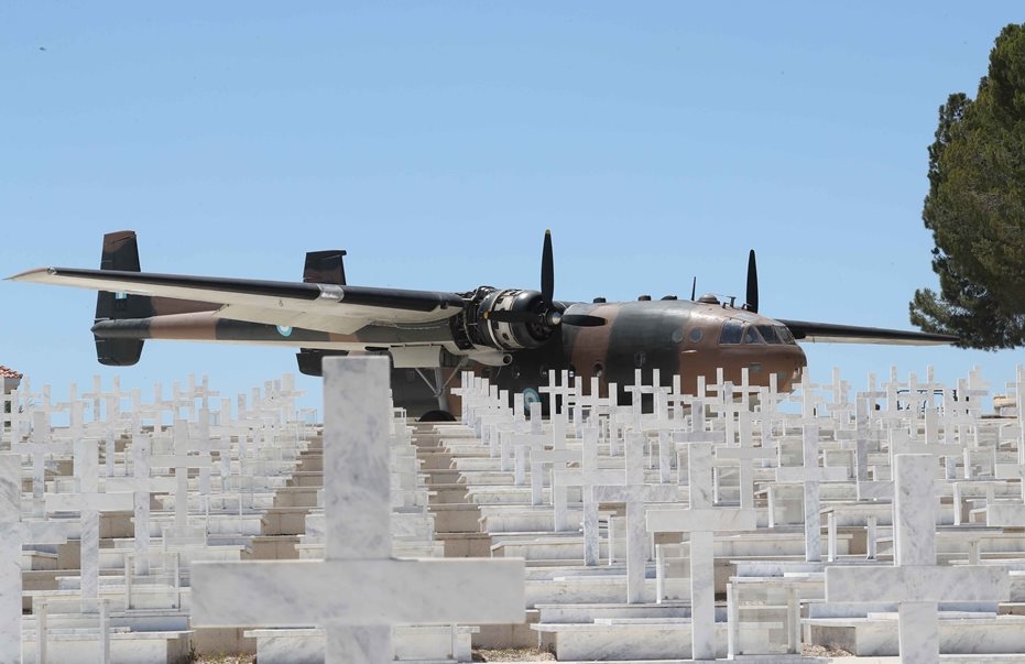 ΙΟΥΛΙΟΣ 1974. ΑΠΟΣΤΟΛΗ ¨ΝΙΚΗ¨ ΚΑΙ ΤΕΧΝΙΚΟΙ